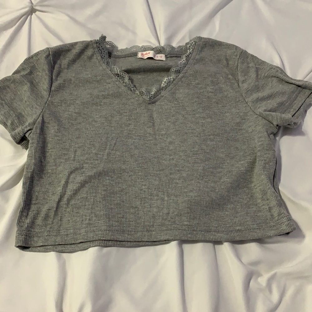 Ribbed gray crop top